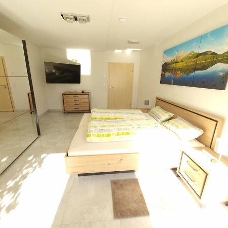 Ferienwohnung Jehl Аїнґ Екстер'єр фото