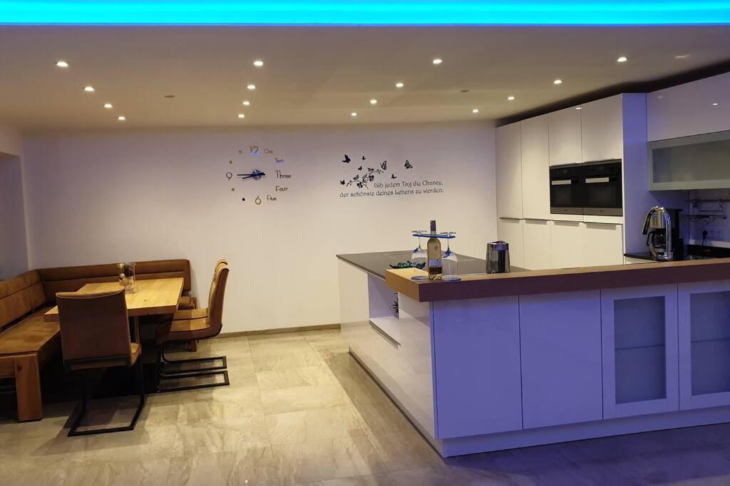 Ferienwohnung Jehl Аїнґ Екстер'єр фото