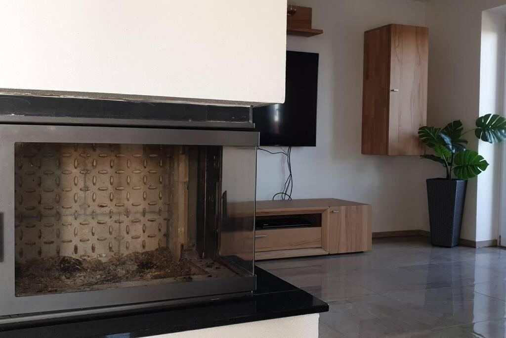 Ferienwohnung Jehl Аїнґ Екстер'єр фото